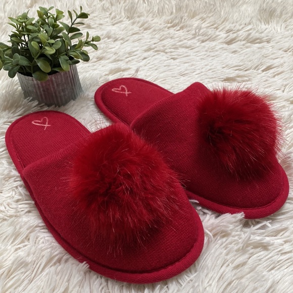 🎉HP🎉 Victoria’s Secret Pompom Slippers 💗 Red - Picture 3 of 11